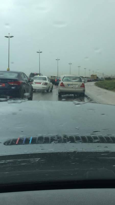 زحمة سير خانقة من خلدة باتجاه الاوزاعي