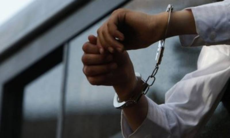 توقيف مطلوب في حي السلم بجرمي نشل و مخدرات
