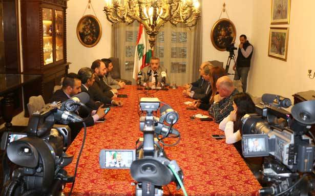 ارسلان : فشلنا في إنتاج قانون
دعم التمديد أو رفضه تضليل للرأي العام