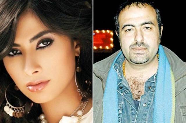 ما علاقة زوج روبي بمصممة أزياءها؟