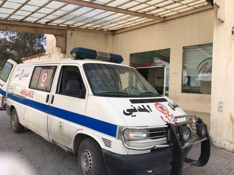 اصطدام سيارة بدراجة نارية في صور