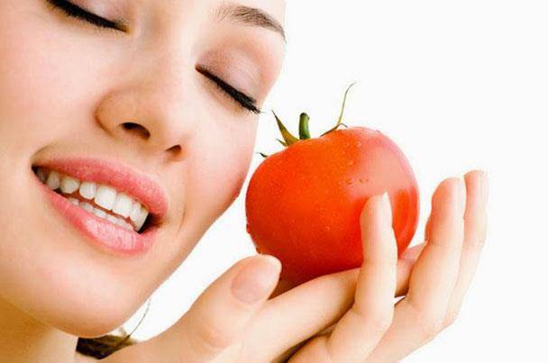 تعرفى على فوائد الطماطم للبشرة والشعر!!