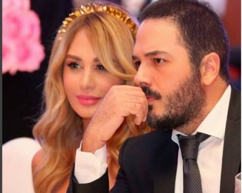 بالفيديو - رامي عياش يراقص زوجته في جلسة خاصة