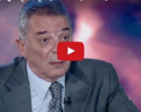 بالفيديو - محمود حميدة لإعلامية شهيرة: انت ما بتفهميش!