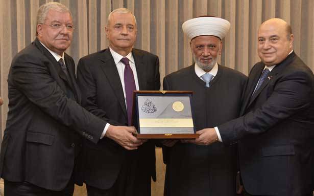 حفل تكريم المدير العام السابق لقوى الأمن الداخلي
المشنوق: خلال ولايته حملنا لواء مُكافحة الإرهاب
بصبوص: هذا التكريم أهديه لقوى الأمن الداخلي