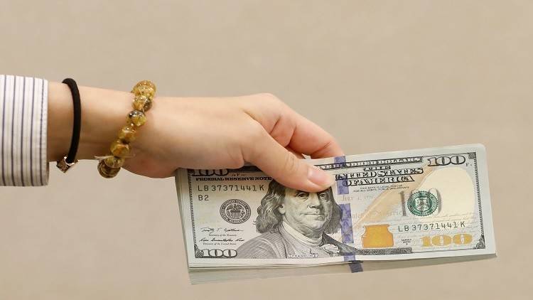 لمن قدمت السعودية 10 مليارات دولار؟