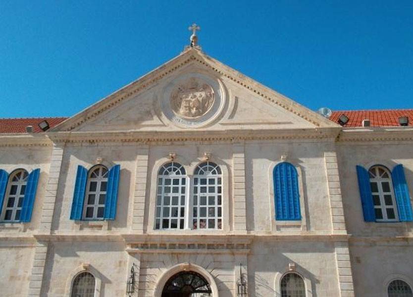 مستشار فيون زار الراعي: تمنى لفرنسا رئيسا تستحقه