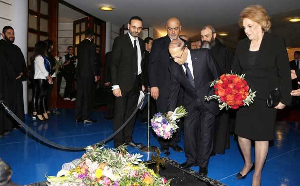 رتبة سجدة الصليب في جامعة الكسليك