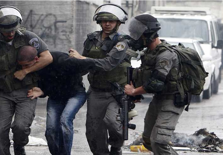 وزير إسرائيلي يطالب بقتل المعتقلين الفلسطينين