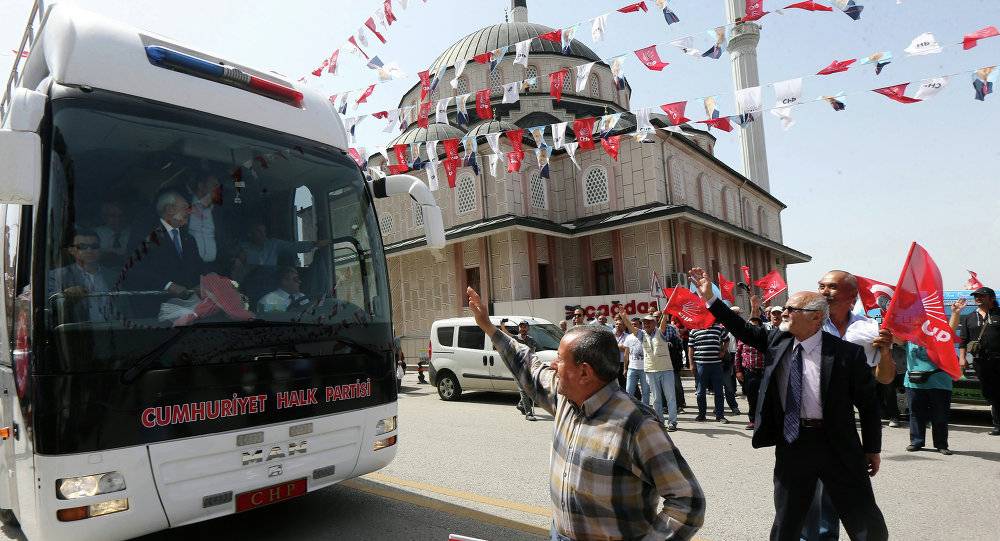 المعارضة التركية تطالب بإلغاء نتائج الاستفتاء الأخير