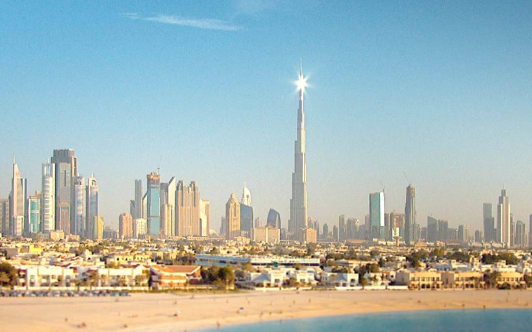 حكومة دبي نحو 