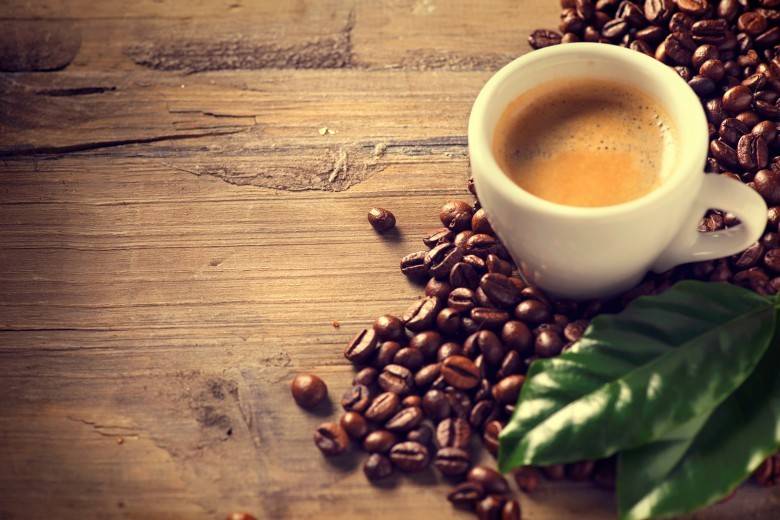 قهوة شفافة دون لون قريباً في المتناول.. والسبب؟!