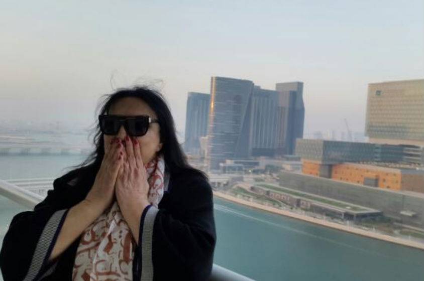 بالصور- هذا ما فعله حكام الإمارات لـ سميرة توفيق!