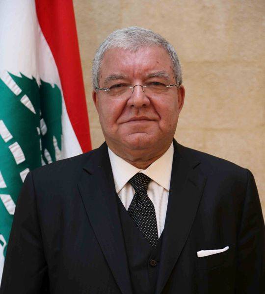 المشنوق أوقف العمل بمرملتي كفرمتى وإغميد
