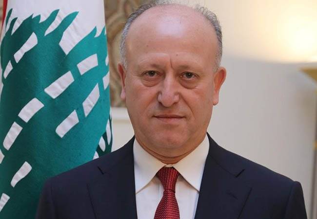 ريفي:أنا الأول!