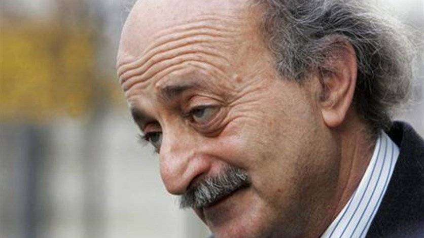 هذا ما غرد به جنبلاط عن طيران المديل ايست