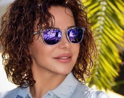 بالصور: إبنة الفنانة السورية  سوزان نجم الدين تخطف الأنظار بجمالها