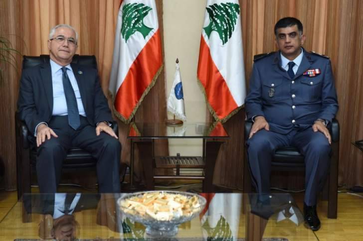 اللواء عثمان عرض للأوضاع العامة في البلاد مع حوري