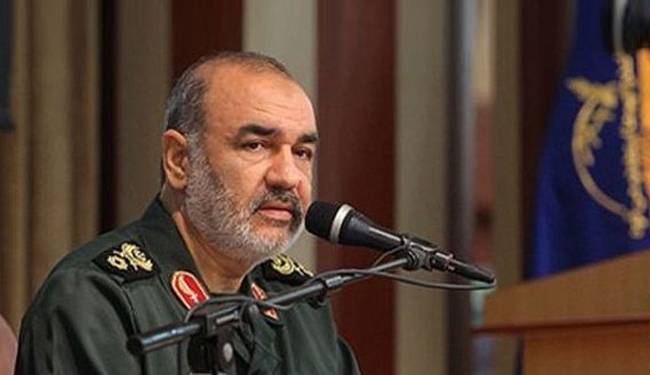 العميد سلامي: الحرس الثوري يجاهد دعمًا لجبهة المقاومة في العالم الاسلامي
