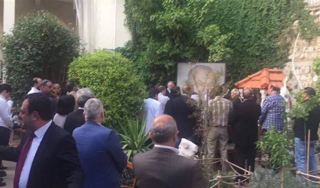 المطران معوض يطالب الدولة بإحقاق العدالة