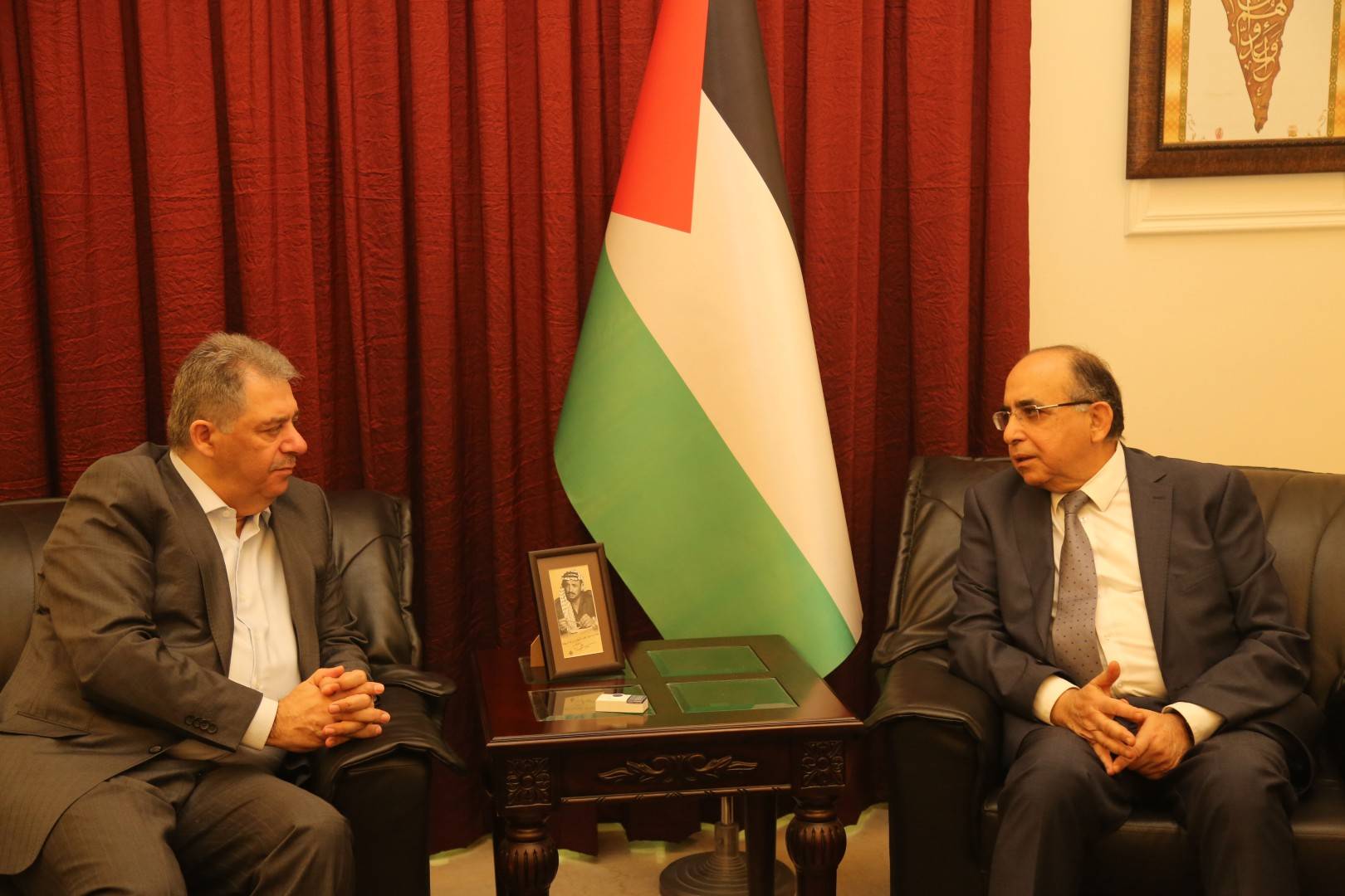 دبور بحث مع منيمنة في أوضاع اللاجئين الفلسطينيين في لبنان