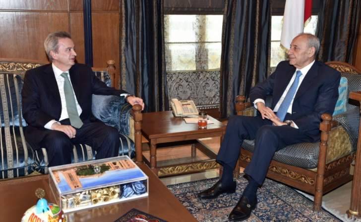 بري عرض الأوضاع مع حاكم مصرف لبنان رياض سلامة