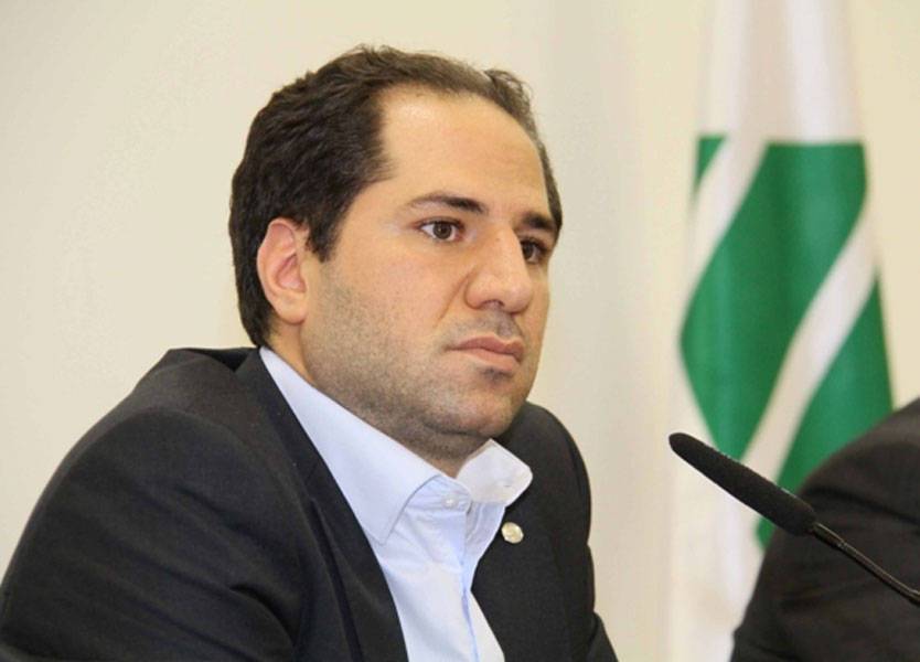 سامي الجميل: ذاهبون الى انهيار اقتصادي شامل وسنصل الى فراغ دستوري
