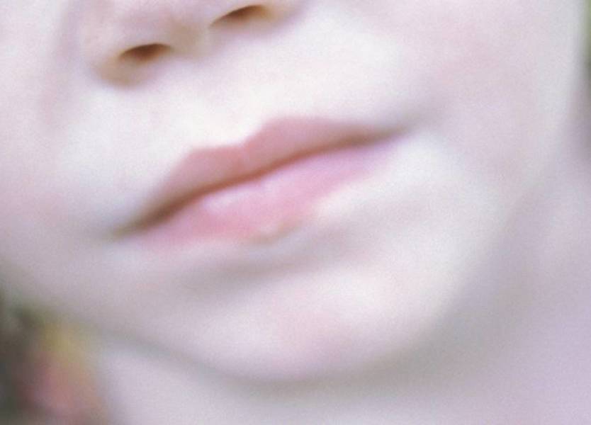 جريمة تدمي القلوب: اغتصب طفلته البالغة سنتين.. خلال بثّ مباشر!
