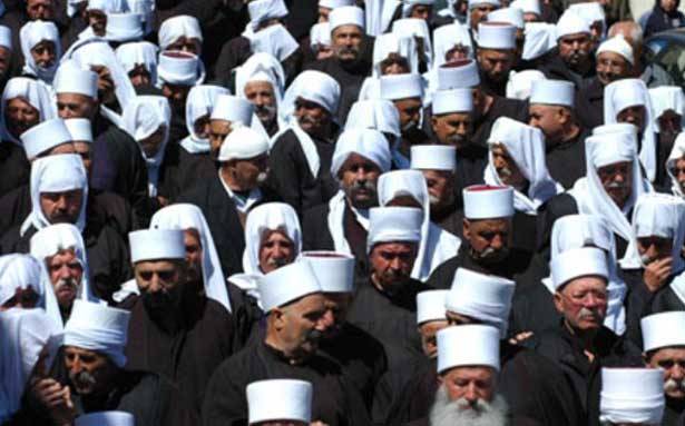 جنبلاط سيعطي مقعداً ثانياً لارسلان