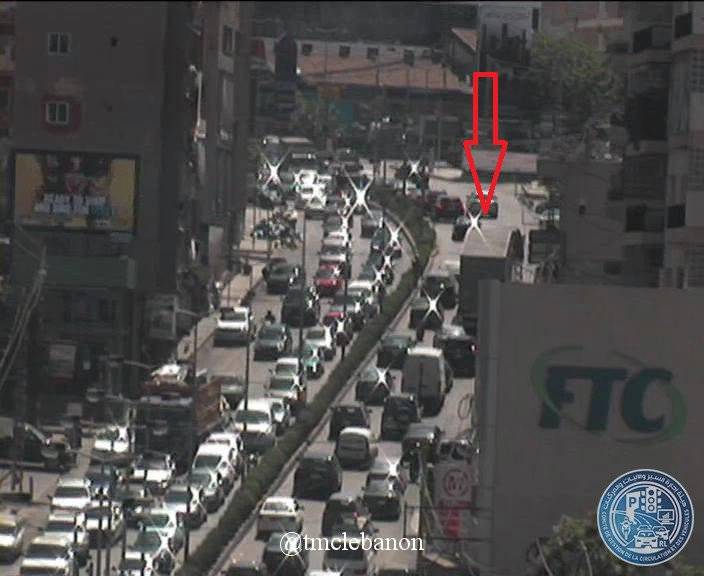 تعطل شاحنة على الطريق الممتد من جسر الواطي باتجاه الحايك سبب بازدحام مروري في المحلة (التحكم المروري)
