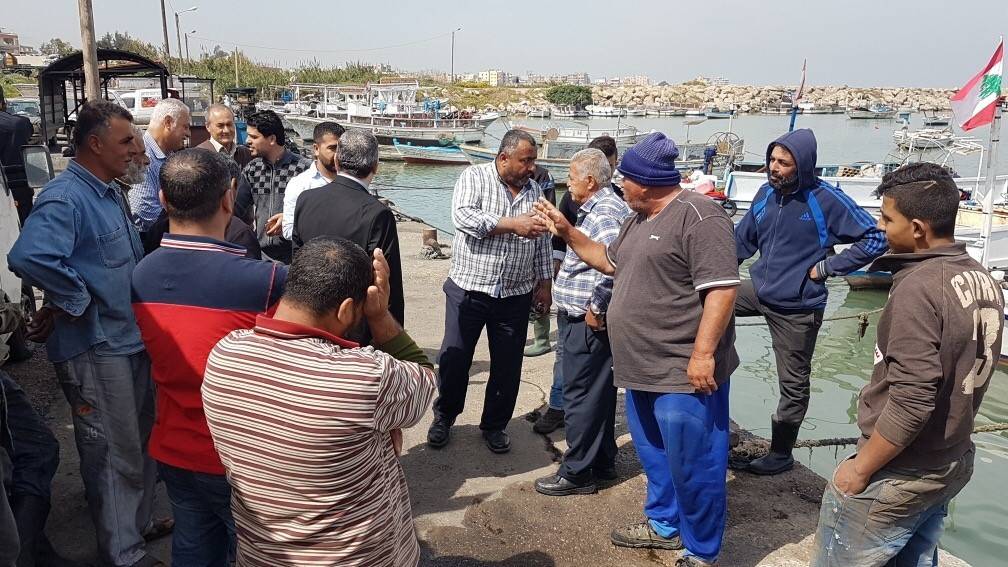 اعتصام لصيادي الاسماك في مرفأ العبدة