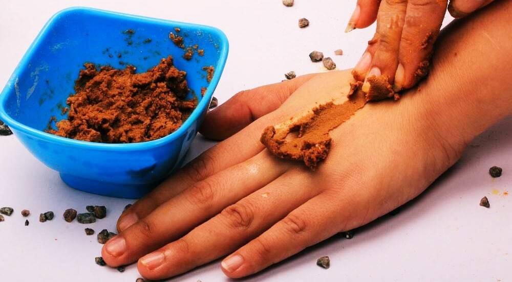 إطحني العدس وطبقيه على بشرتك.. فالنتيجة مذهلة