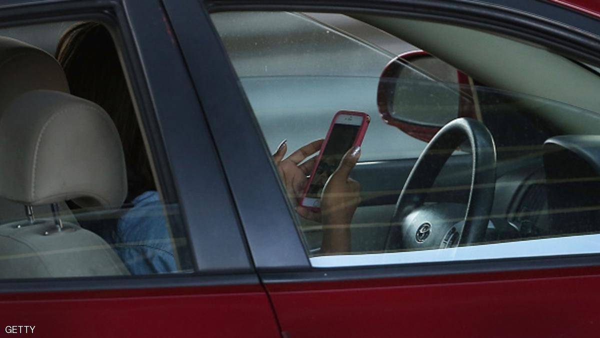 خبرٌ سارّ للسائقين: تطبيق يغنيك عن استخدام هاتفك أثناء القيادة
