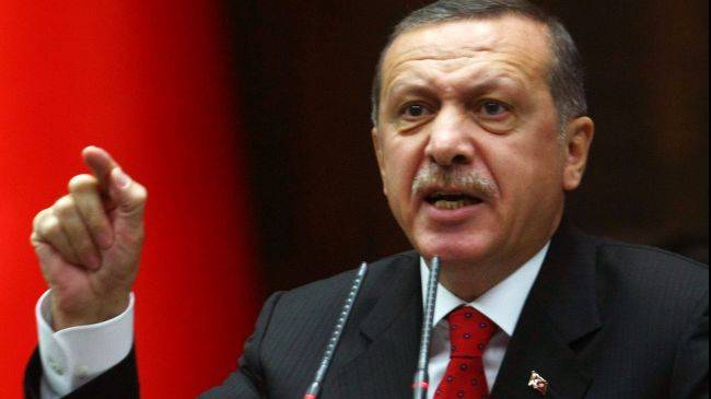 أردوغان: لو تم إنشاء منطقة عازلة وفرض حظر جوي لما هجر السوريين من بلدهم وتركيا مستعدة لفعل ما يترتب عليها في هذا الخصوص