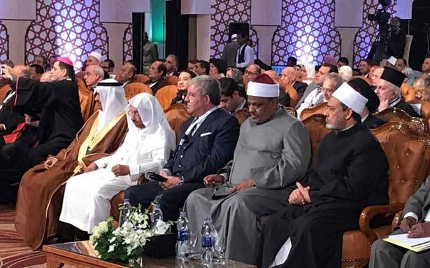 المشنوق شارك في مؤتمر الأزهر للسلام
