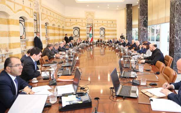 الحكومة تُعلّق جلساتها بعد وقف أعمال مجلس النوّاب