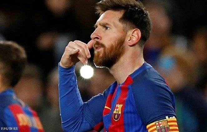 ميسي: لاعب واحد فقط طلبت الحصول على قميصه!