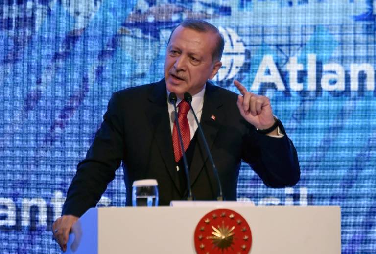 اردوغان: تركيا والولايات المتحدة يمكنهما تحويل الرقة السورية إلى "مقبرة" للجهاديين