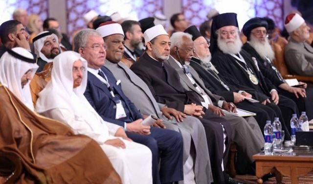 المشنوق يشارك في "مؤتمر الأزهر العالمي للسلام" في القاهرة