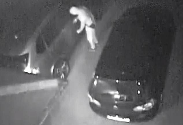 بالفيديو: طريقة خيالية لسرقة سيارة.. وهكذا تحمي نفسك