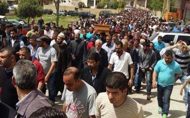 تشييع خليل الصلح في بعلبك
الموسوي يدين استمرار الفلتان الامني