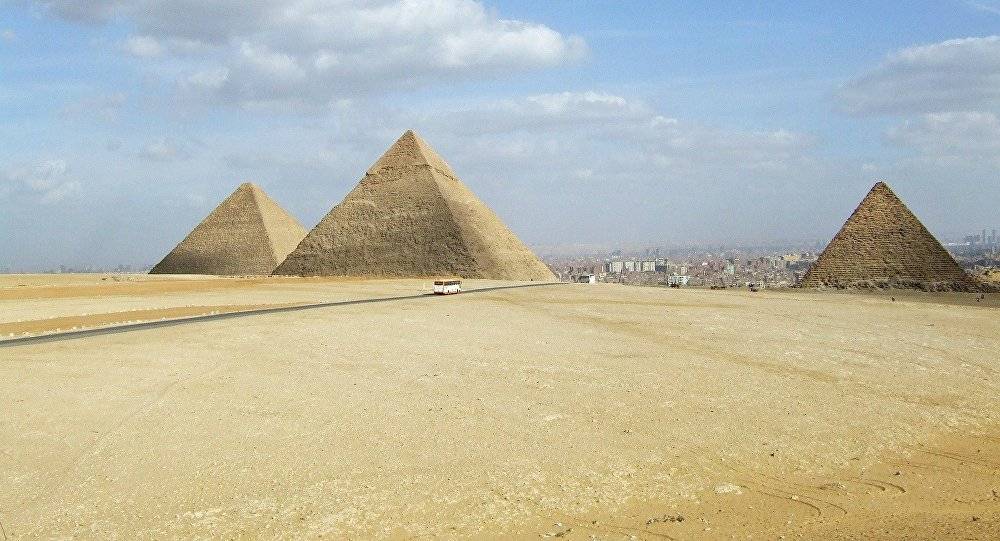13 سرا مذهلا يكتشفه علماء روس عن الأهرامات