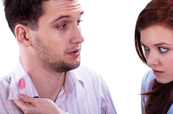 إذا اكتشفتي خيانة زوجك.. لا تقومي بهذه التصرفات!!