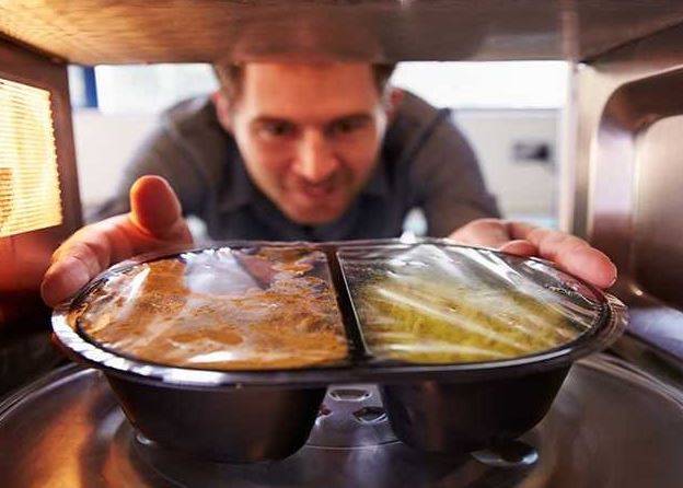 5 أمراض يسببها استخدام الميكروويف، أخطرها السرطان