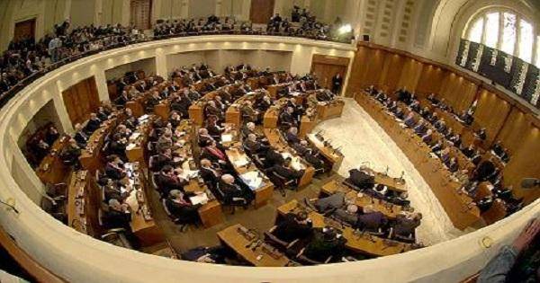 موظفو الإدارات العامة: لتكن جلسة 15 أيار النيابية جلسة إقرار السلسلة
