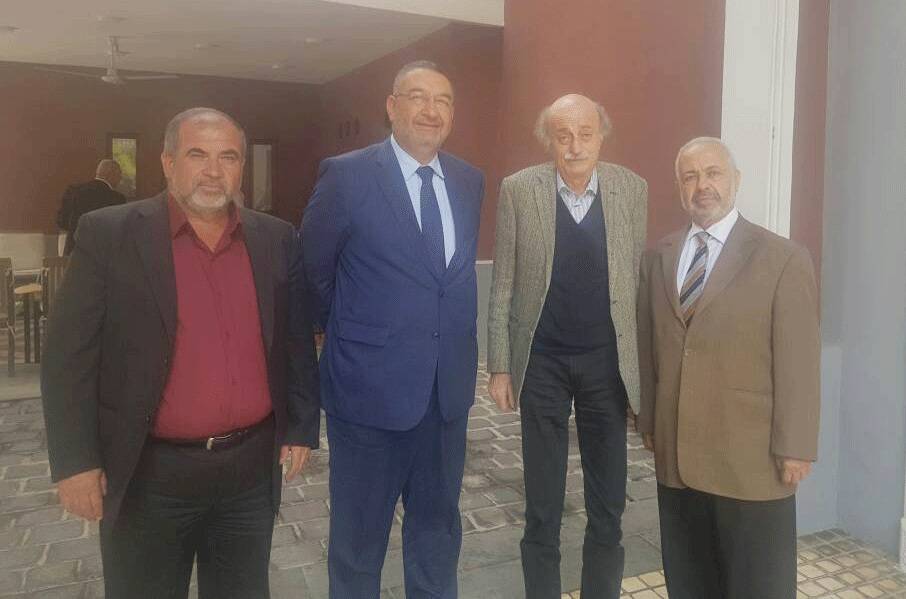 جنبلاط عرض مع وفد من الجماعة الاسلامية التطورات في لبنان والمنطقة