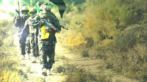 حزب الله استهدف جرافة للمسلحين في جرود عرسال ما ادى لاحتراقها