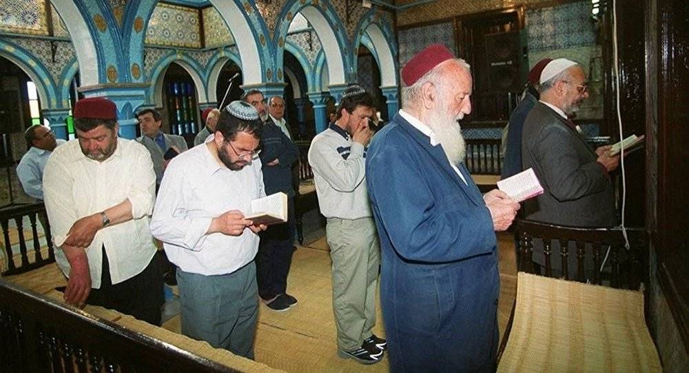 رئيس الطائفة اليهودية في تونس يرد بقوة على إسرائيل!!