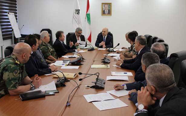 مصادرة 2 طن من المواد الغذائية الفاسدة
حاصباني أعلن عن خارطة طريق ولجان
مشتركة لتحسين أداء القطاع الاستشفائي
