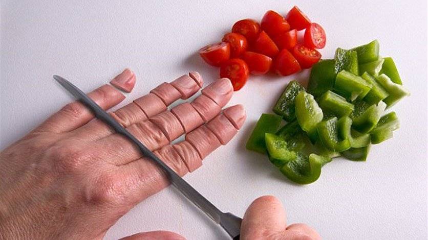 ما هي الخطوات التي يجب اتباعها في حال بتر أصابع اليد؟